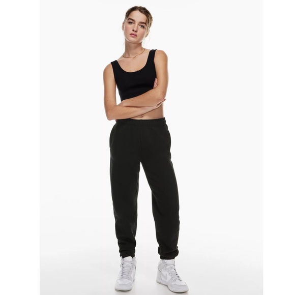ARITZIA | TNA COZY FLEECE BOYFRIEND BASIC SWEATPANTS SOFT (BLACK) TALL - Picture 3 of 12